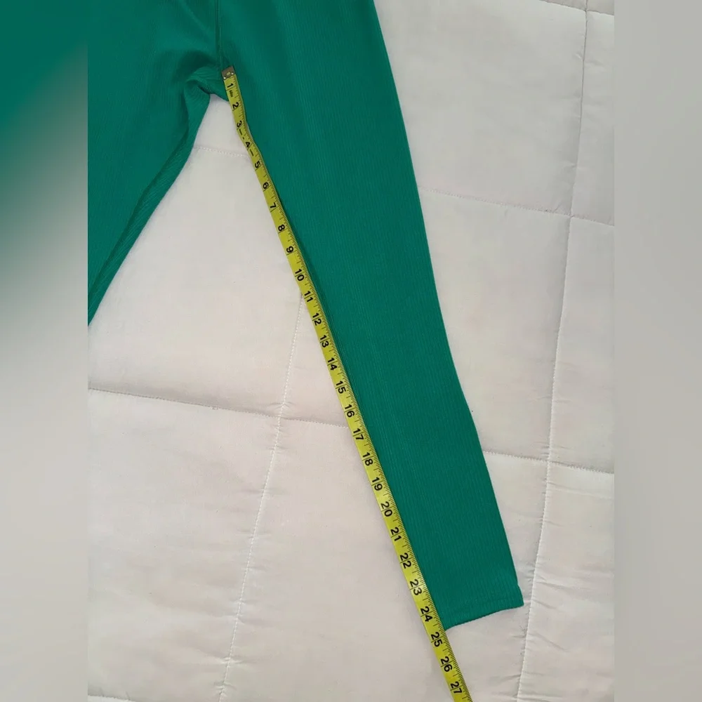 ALO YOGA Ribbed High-Waist 7/8 Blissful Legging - Emerald Green teal turquoise